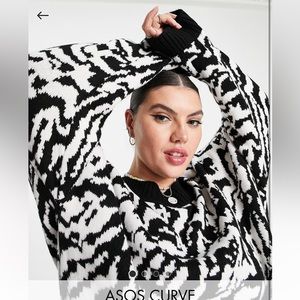 ASOS CURVE- oversize black and white sweater